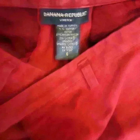 Banana Republic Red Capris - Picture 2 of 3